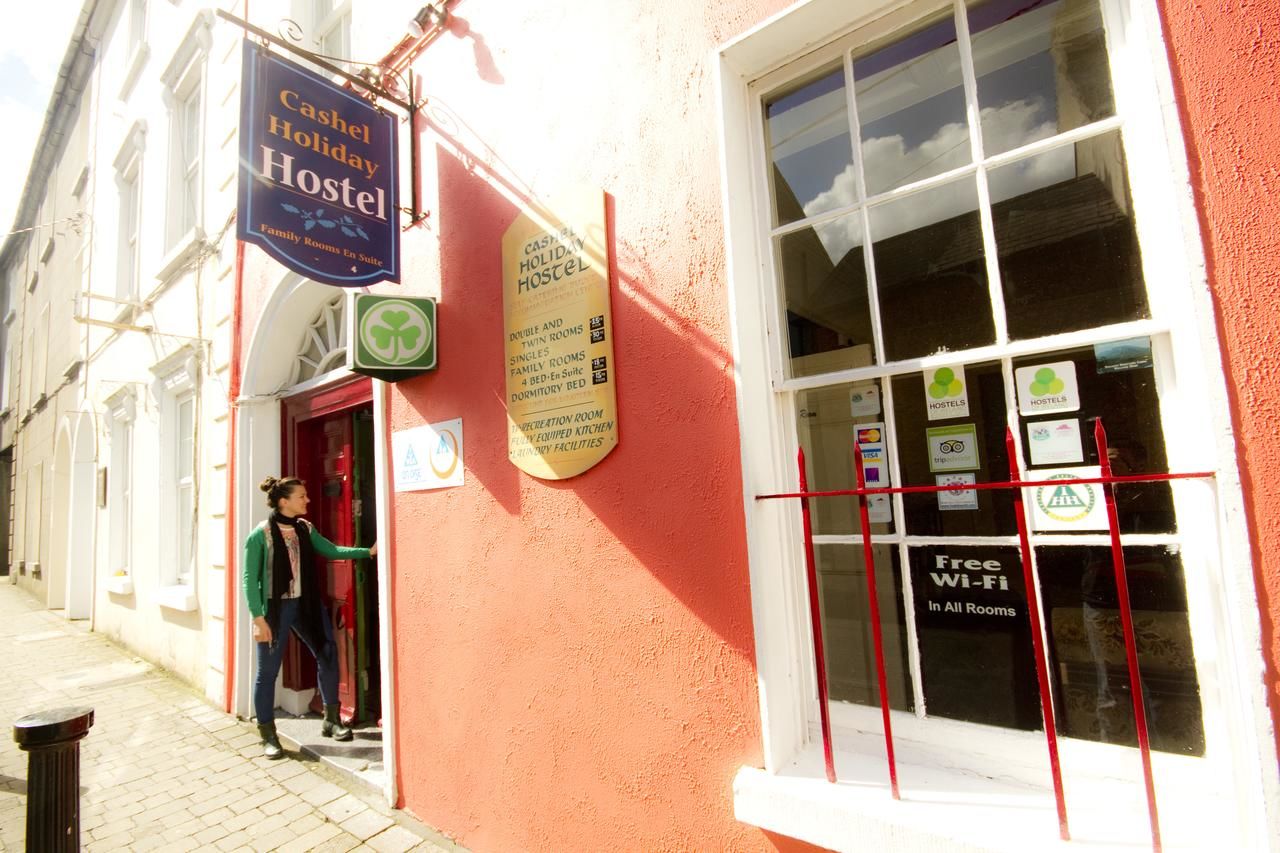 Хостелы Cashel Holiday Hostel Кашел