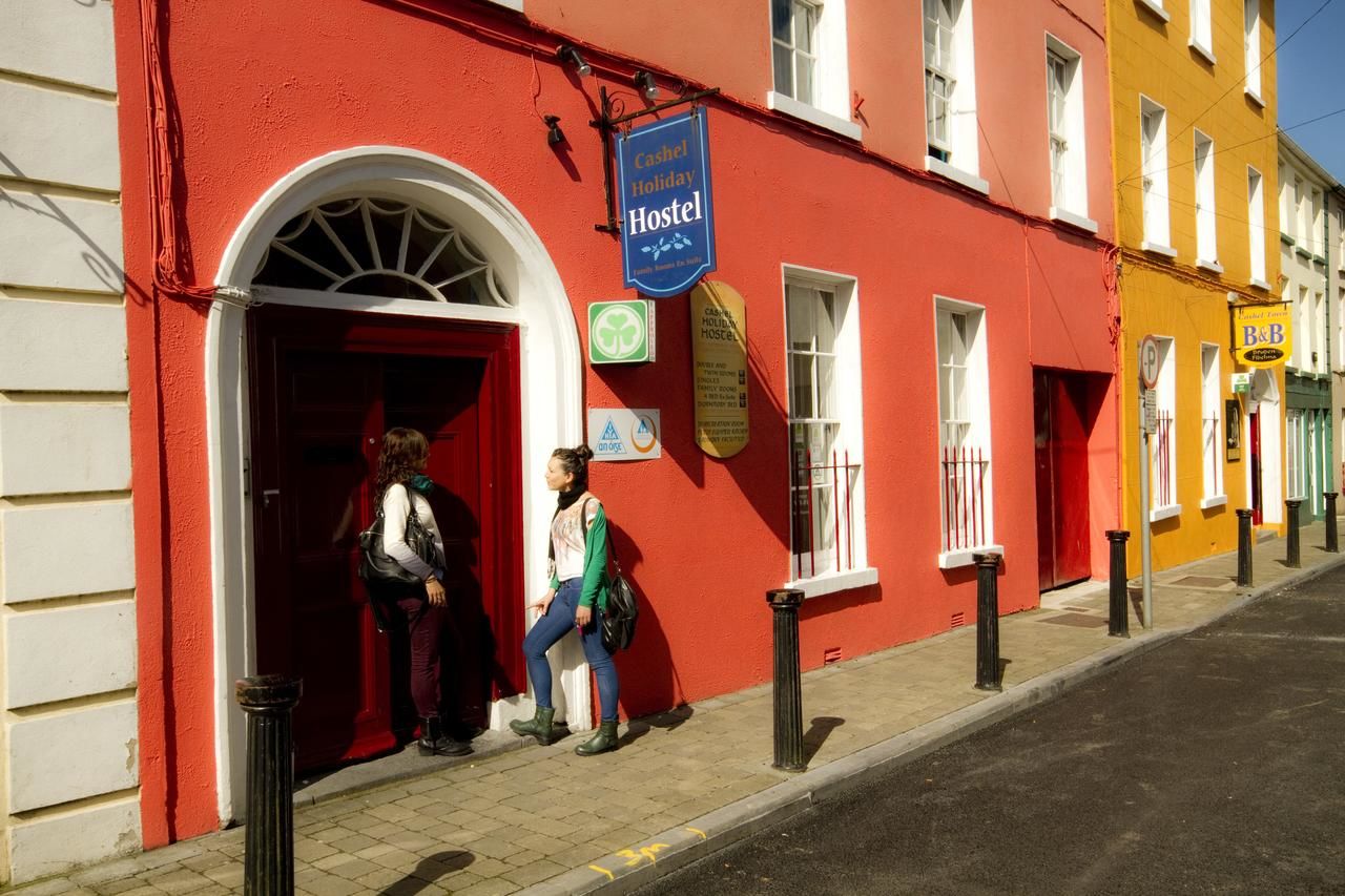 Хостелы Cashel Holiday Hostel Кашел