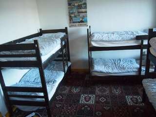 Хостелы Cashel Holiday Hostel Кашел Односпальная кровать в общем номере для мужчин с общей ванной комнатой.-4